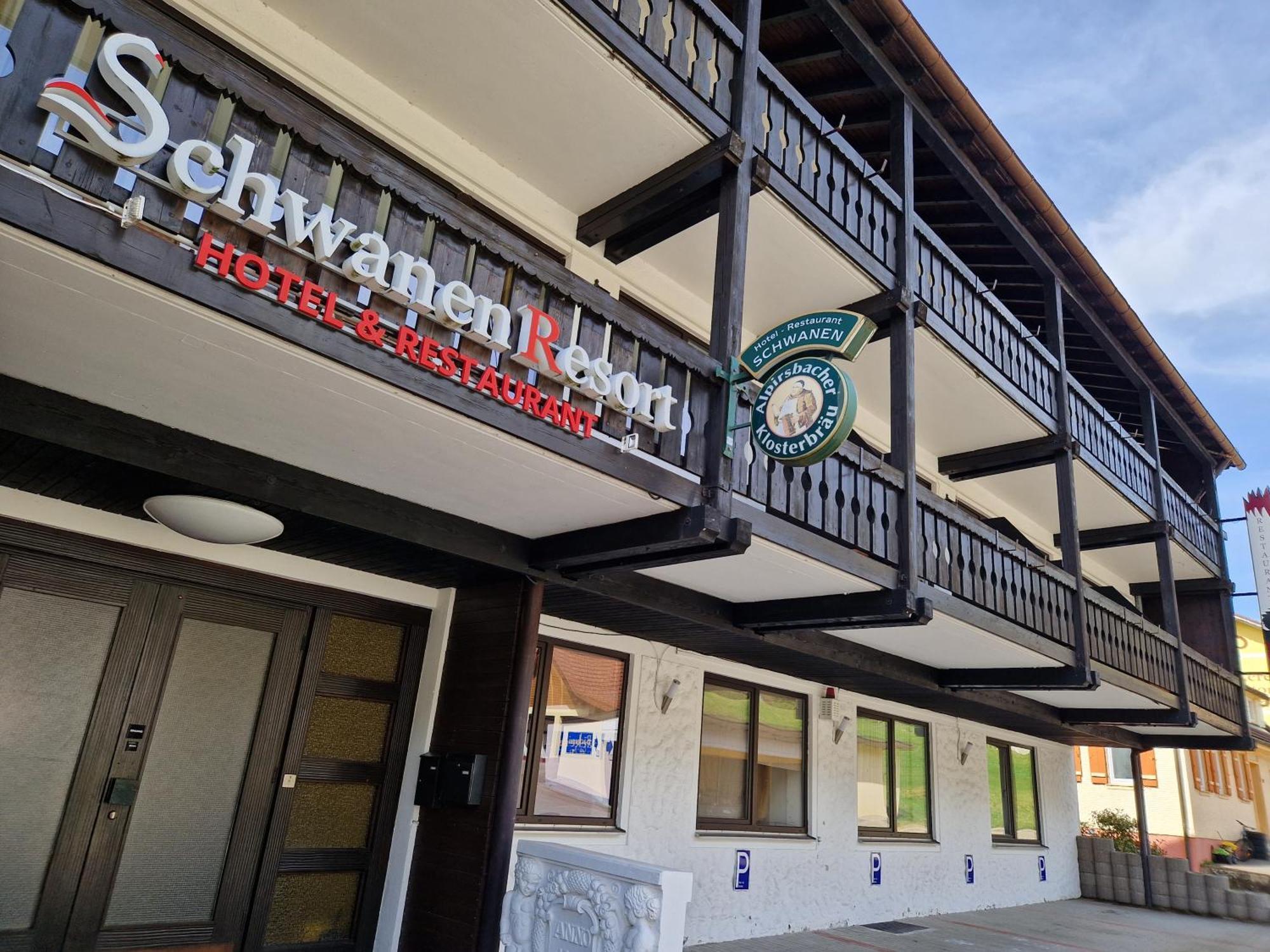 Schwanen-Resort Baiersbronn Exterior photo